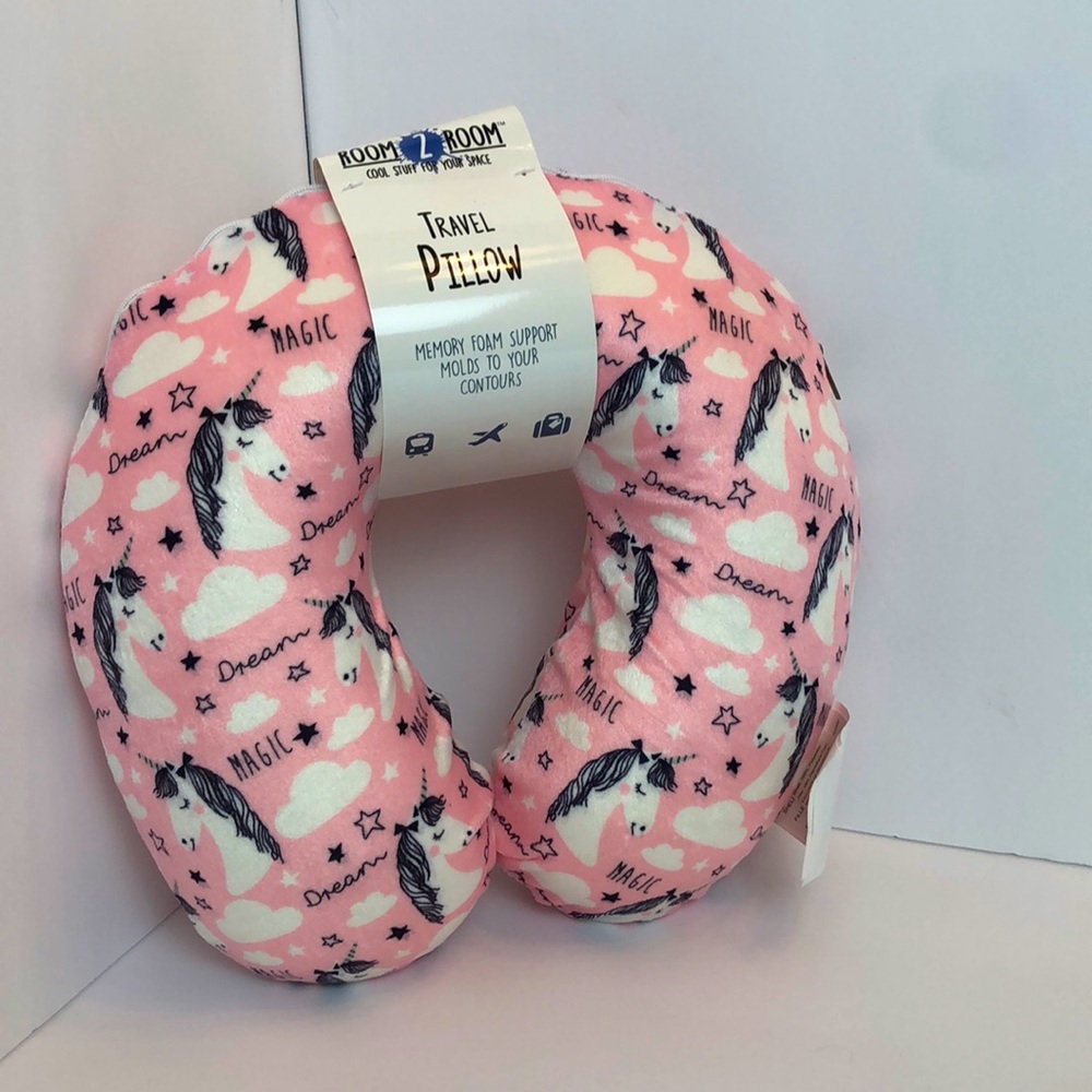 Travel pillow
